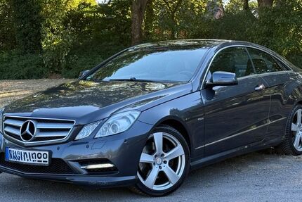 Mercedes-Benz E 200 185.000 km 11.500 &euro; Duisburg 47055