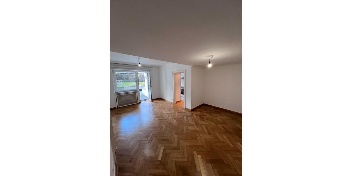 Etagenwohnung Düsseldorf Stadtbezirk 5 - 1 Zimmer, 49 m&sup2;, 1.150&euro; | Angebot:27547930