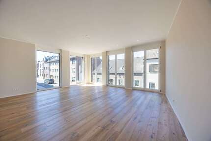 Haus Meerbusch - 6 Zimmer, 260 m&sup2;, 1.349.000&euro; | Angebot:27362935