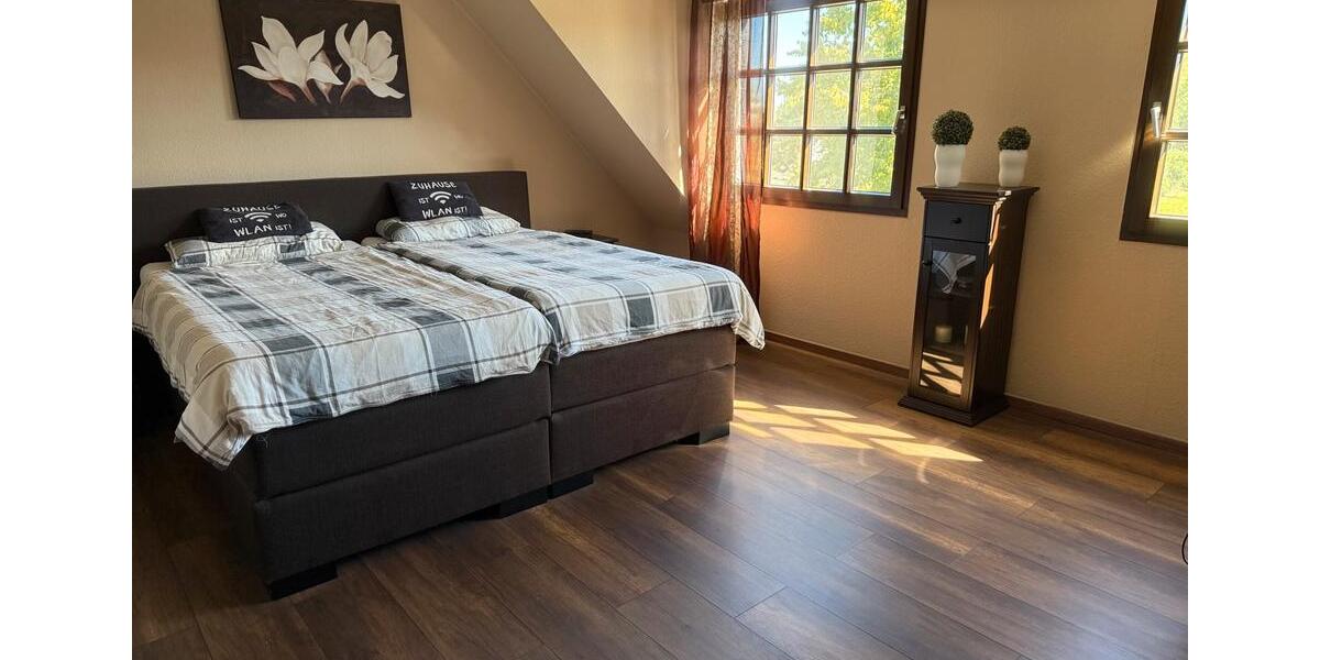 Doppelhaushälfte Mönchengladbach Ost - 4 Zimmer, 130 m&sup2;, 549.000&euro; | Angebot:27537387