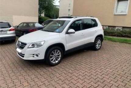 VW Tiguan 235.000 km 7.200 &euro; Düsseldorf 40225