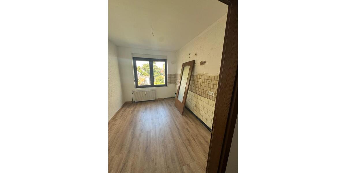 Etagenwohnung Duisburg Laar - 3.5 Zimmer, 75 m&sup2;, 900&euro; | Angebot:27565999