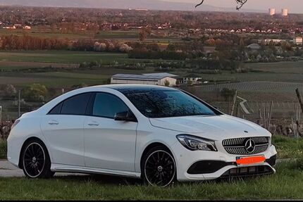 Mercedes-Benz CLA 200 95.000 km 17.499 &euro; Düsseldorf 40227