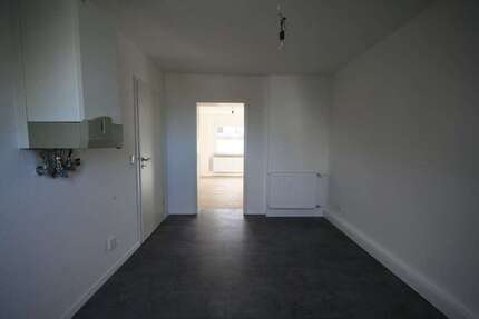 Wohnung Mönchengladbach - 3 Zimmer, 80 m&sup2;, 700&euro; | Angebot:27372260
