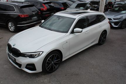 BMW 330 96.000 km 27.900 &euro; Neuss 41468