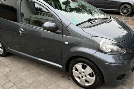 Toyota Aygo (X) 48.221 km 4.650 &euro; Neukirchen-Vluyn 47506
