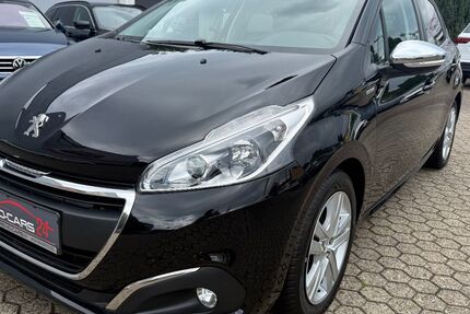 Peugeot 208 101.142 km 6.890 &euro; Mönchengladbach 41236