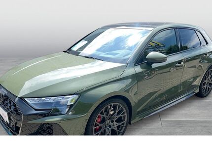 Audi RS3 2.045 km 67.670 &euro; Mönchengladbach 41066