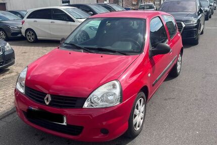 Renault Clio 267.000 km 899 &euro; korschenbroich 41352