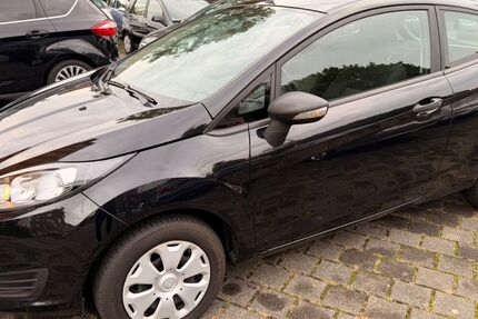 Ford Fiesta 113.000 km 4.499 &euro; Neuss 41462