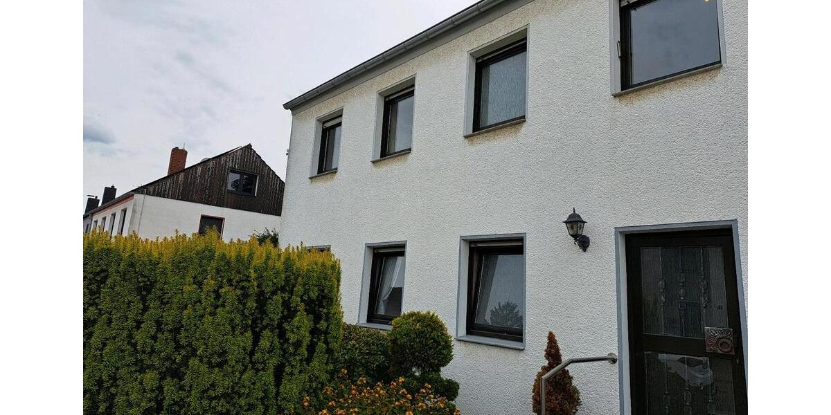Reihenhaus Jüchen - 5 Zimmer, 141 m&sup2;, 369.000&euro; | Angebot:27436324