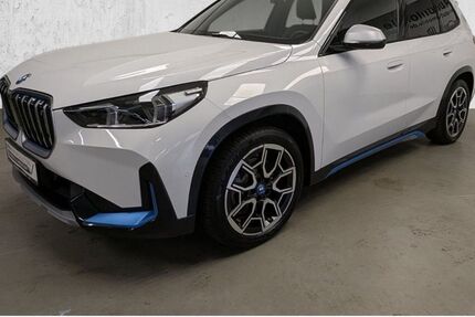 BMW iX1 32.888 km 37.980 &euro; Düsseldorf 40595