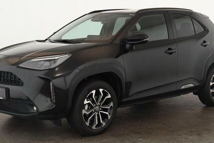 Toyota Yaris Cross 13.800 km 24.284 &euro; Düsseldorf 40233
