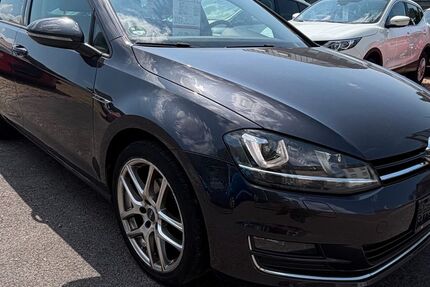 VW Golf 142.000 km 9.499 &euro; Mönchengladbach 41199
