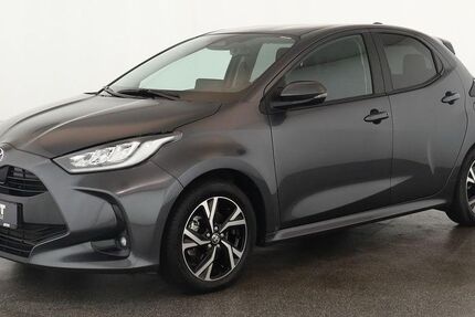Toyota Yaris 12.500 km 22.484 &euro; Neuss 41460