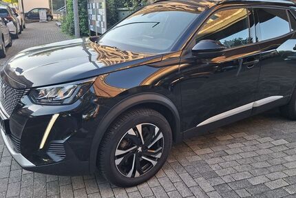 Peugeot 2008 88.000 km 13.800 &euro; Mülheim an der Ruhr 45473