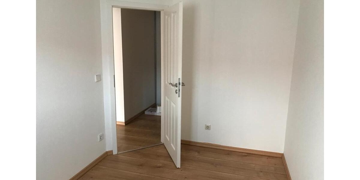 Etagenwohnung Tönisvorst - 3 Zimmer, 70 m&sup2;, 222.000&euro; | Angebot:27457630