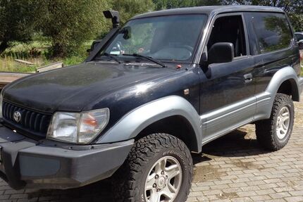 Toyota Land Cruiser 210.000 km 11.950 &euro; Mülheim 45481