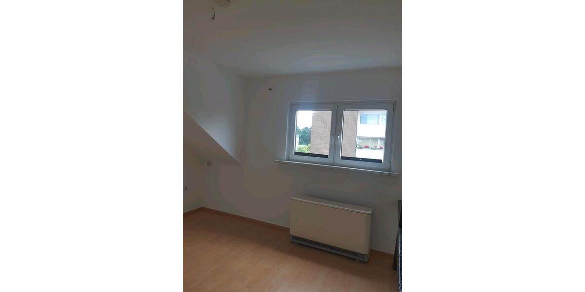 Dachgeschoßwohnung Mülheim an der Ruhr Broich - 2 Zimmer, 52 m&sup2;, 700&euro; | Angebot:27539265