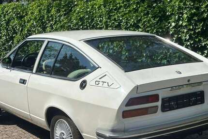 Alfa Romeo Alfetta 22.327 km 24.990 &euro; Düsseldorf Niederkassel 40547