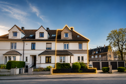 Haus Solingen Mitte - 7 Zimmer, 187 m&sup2;, 380.000&euro; | Angebot:27250335