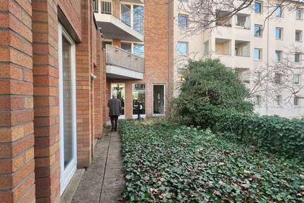 Haus Düsseldorf Pempelfort - 40 Zimmer, 1.803 m&sup2;, 6.900.000&euro; | Angebot:27572426