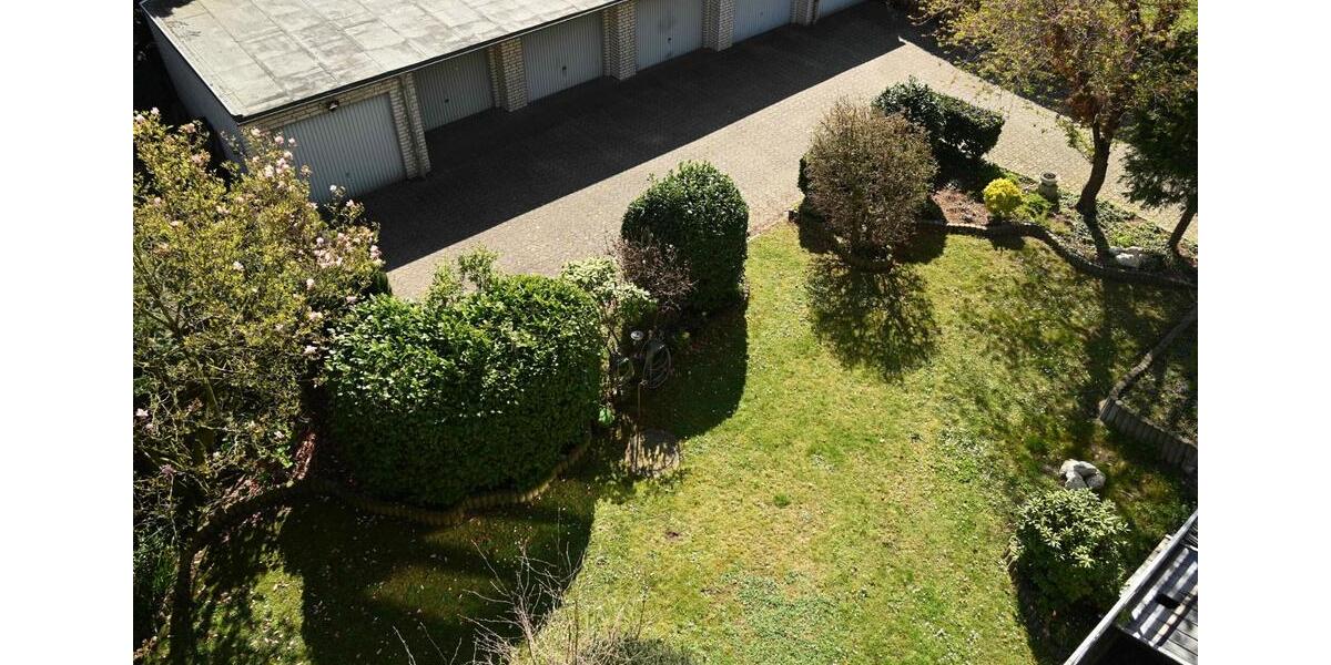 Dachgeschoßwohnung Moers Schwafheim - 3.5 Zimmer, 73 m&sup2;, 249.000&euro; | Angebot:26089785
