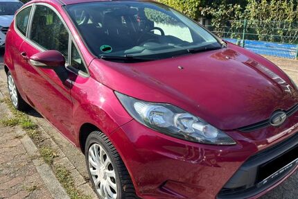 Ford Fiesta 105.708 km 2.499 &euro; Düsseldorf 47269