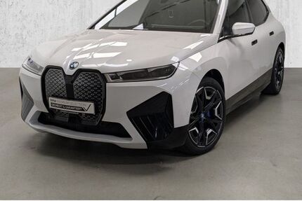 BMW iX 89.336 km 42.220 &euro; Düsseldorf 40595