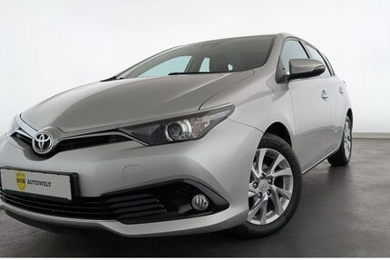 Toyota Auris 53.250 km 11.260 &euro; Düsseldorf 40599