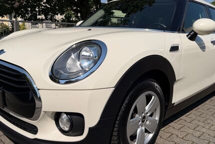 Mini Cooper Clubman 243.200 km 5.990 &euro; Neukirchen-Vluyn 47506