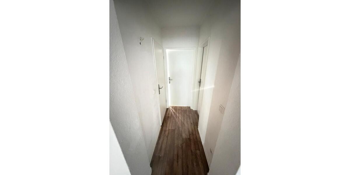 Dachgeschoßwohnung Duisburg Angerhausen - 2.5 Zimmer, 58 m&sup2;, 465&euro; | Angebot:27564629