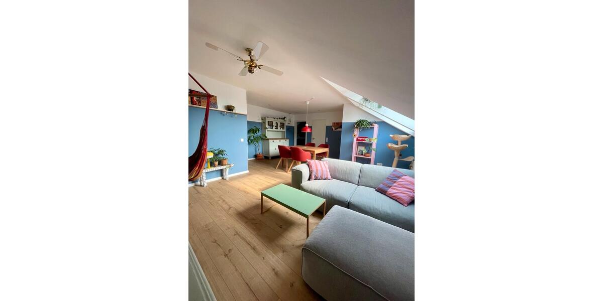 Dachgeschoßwohnung Krefeld Gellep-Stratum - 2.5 Zimmer, 60 m&sup2;, 159.000&euro; | Angebot:27499360