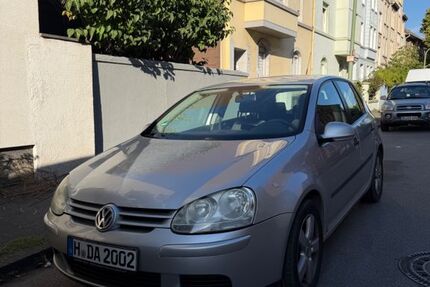 VW Golf 182.500 km 2.100 &euro; Duisburg 47138