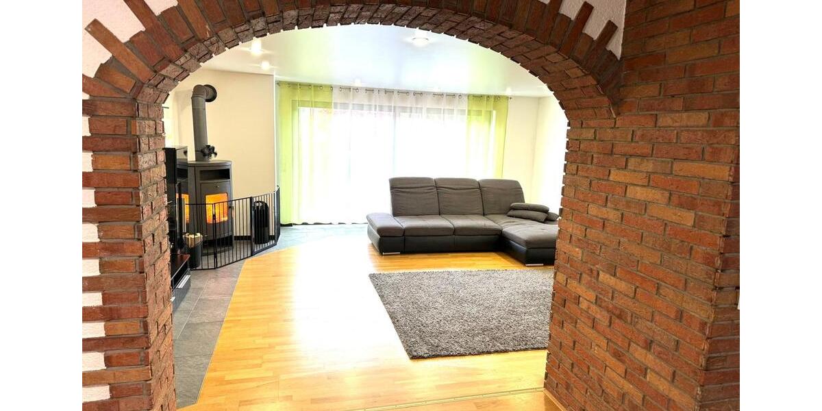 Einfamilienhaus Erkrath - 8 Zimmer, 228 m&sup2;, 599.000&euro; | Angebot:24310026