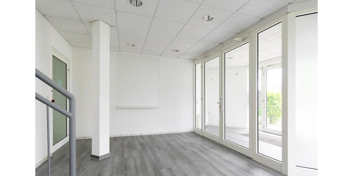 Gewerbeobjekt Düsseldorf Stadtbezirk 10 - 2.810&euro; | Angebot:23297105