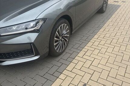 Skoda Superb 28.800 km 30.144 &euro; Düsseldorf 40489
