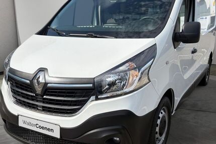Renault Trafic 89.715 km 15.950 &euro; Mönchengladbach 41068