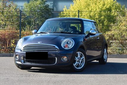 Mini ONE 128.040 km 3.990 &euro; Duisburg 47137
