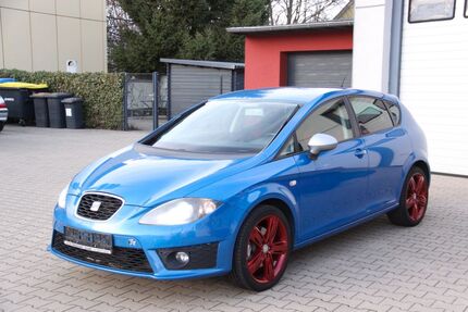 Seat Leon 184.000 km 8.490 &euro; Velbert 42549