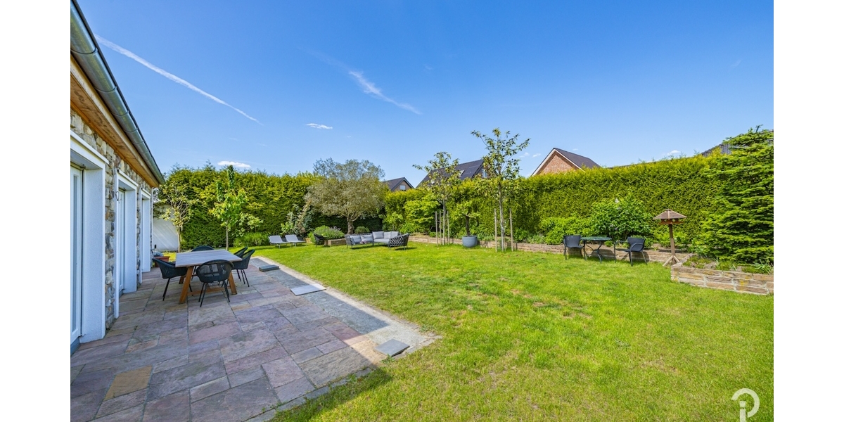 Repräsentatives Einfamilienhaus mit großem Garten. Ein sonniges Paradies mit 4-5 Zimmer für Familien - Einfamilienhaus Jüchen | Angebot:27566533