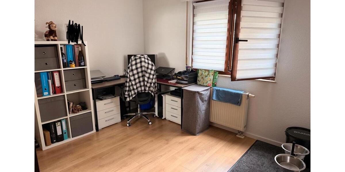 Etagenwohnung Leverkusen Bergisch Neukirchen - 3 Zimmer, 90 m&sup2;, 1.090&euro; | Angebot:27542965