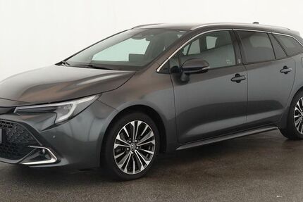 Toyota Corolla 28.500 km 26.984 &euro; Düsseldorf 40233