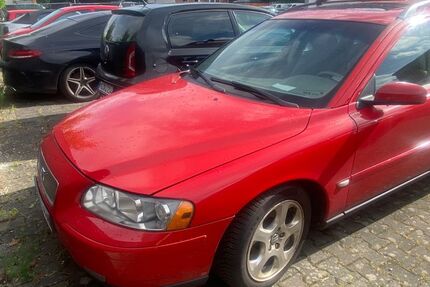 Volvo V70 325.300 km 4.499 &euro; Mönchengladbach 41068