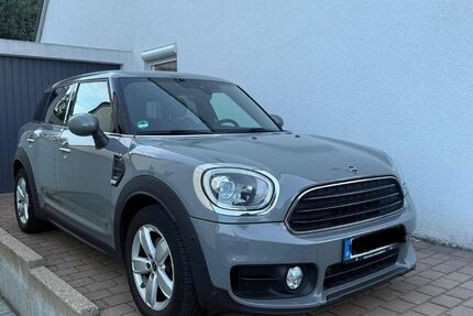 Mini Countryman D (Cooper) 87.000 km 18.900 &euro; Düsseldorf 40479