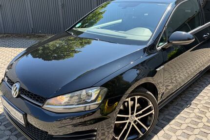 VW Golf 143.000 km 13.490 &euro; Düsseldorf 40231