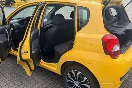 Chevrolet Aveo 173.000 km 2.330 &euro; Düsseldorf 40597