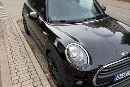 Mini ONE 70.000 km 9.200 &euro; Düsseldorf 40211