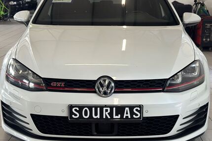 VW Golf 160.000 km 14.999 &euro; Düsseldorf 40599