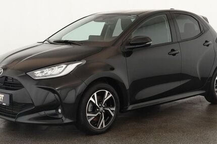 Toyota Yaris 23.400 km 21.884 &euro; Neuss 41460